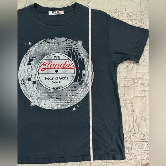 Let Luv Anthropologie Blondie Heart of Glass Glitter Graphic Tee – Size S - Picture 11 of 12